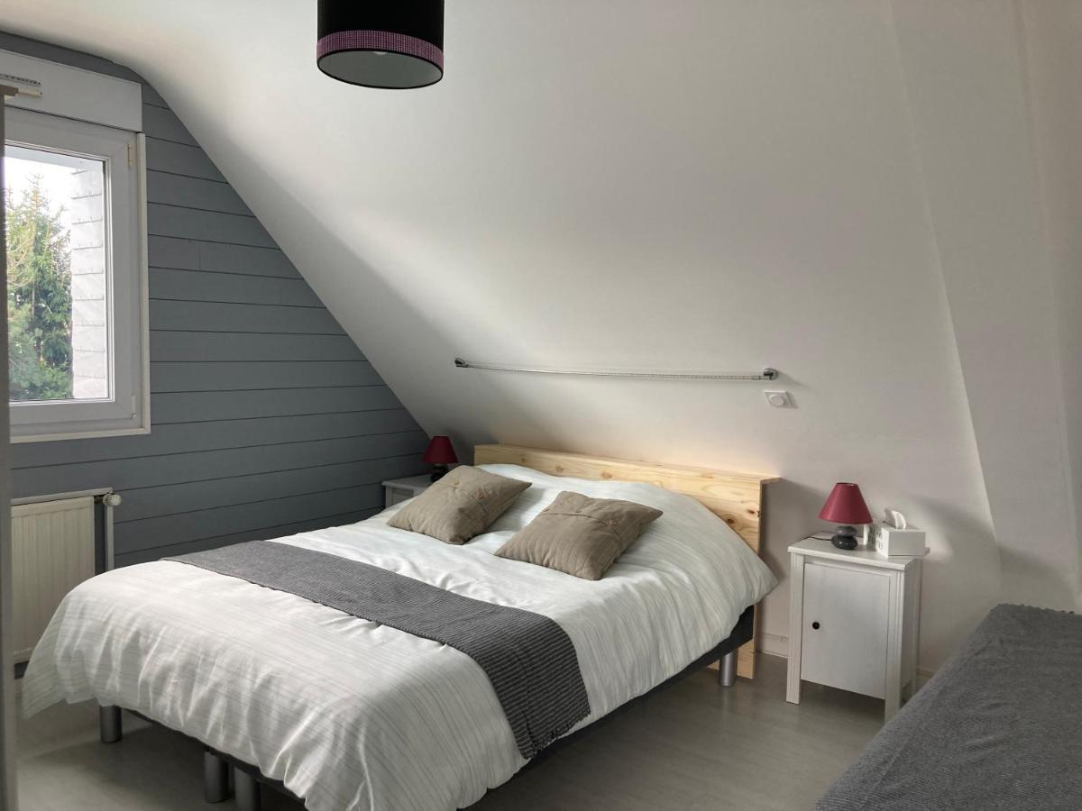 Au Logis Des Pins Chambre d'Hôtes Pontorson Extérieur photo
